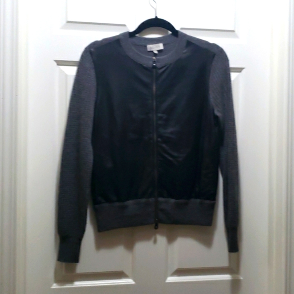A black zip up cardigan, S